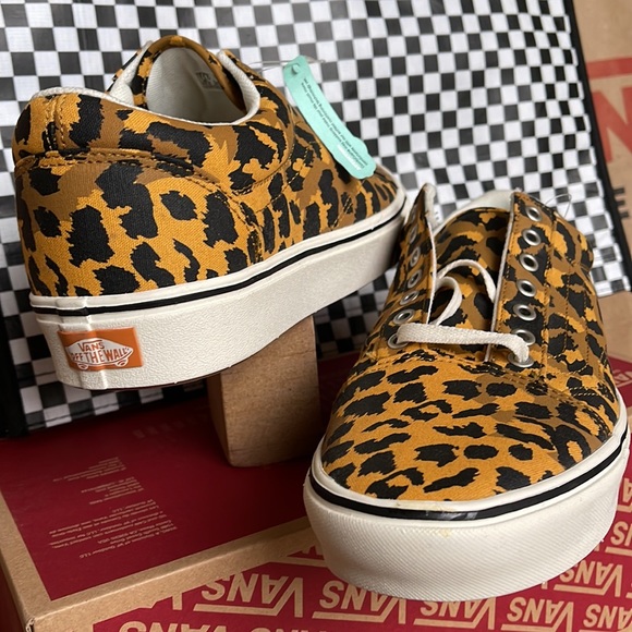 Vans Comfycush Old Skool Leopard Golden Brown /Golden Glow Men’s sneakers - Picture 10 of 16